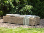 Chaise longue avec coussin en rotin naturel